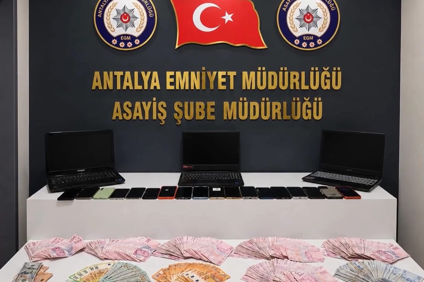 Antalya'da 'son durak' operasyonu! 14 tutuklama 
