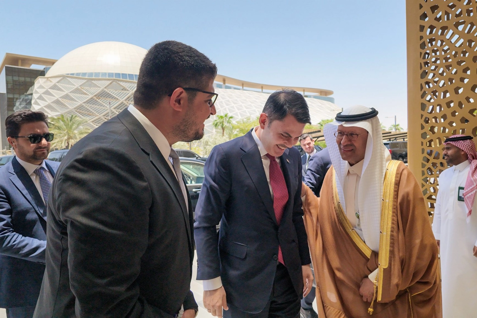 Bakan Kurum, Suudi Arabistan Enerji Bakanı ile görüştü... COP31 ve enerji dönüşümü masaya yatırıldı 