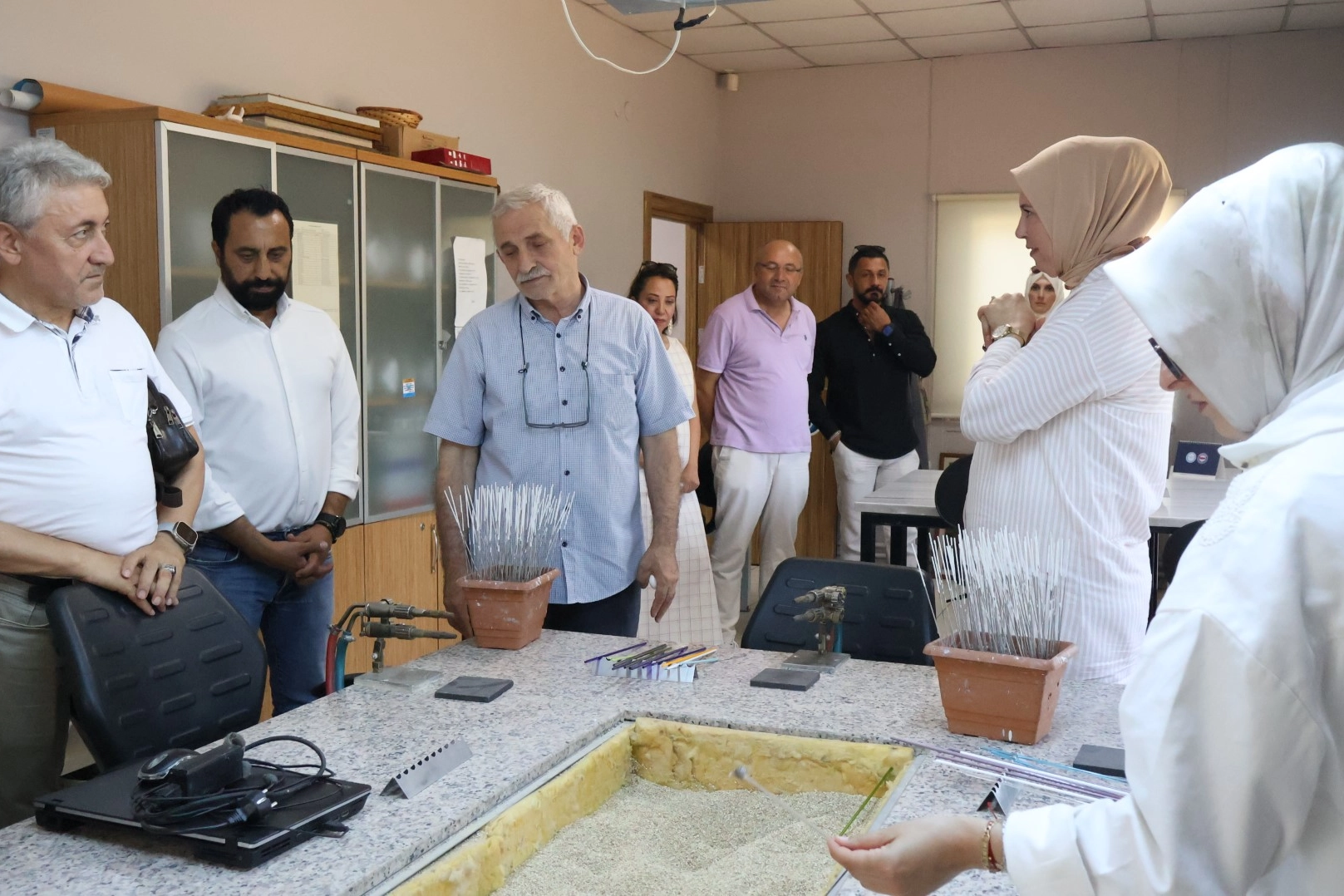 Halk Eğitim’den Beyaz Kalpler’e tam not 