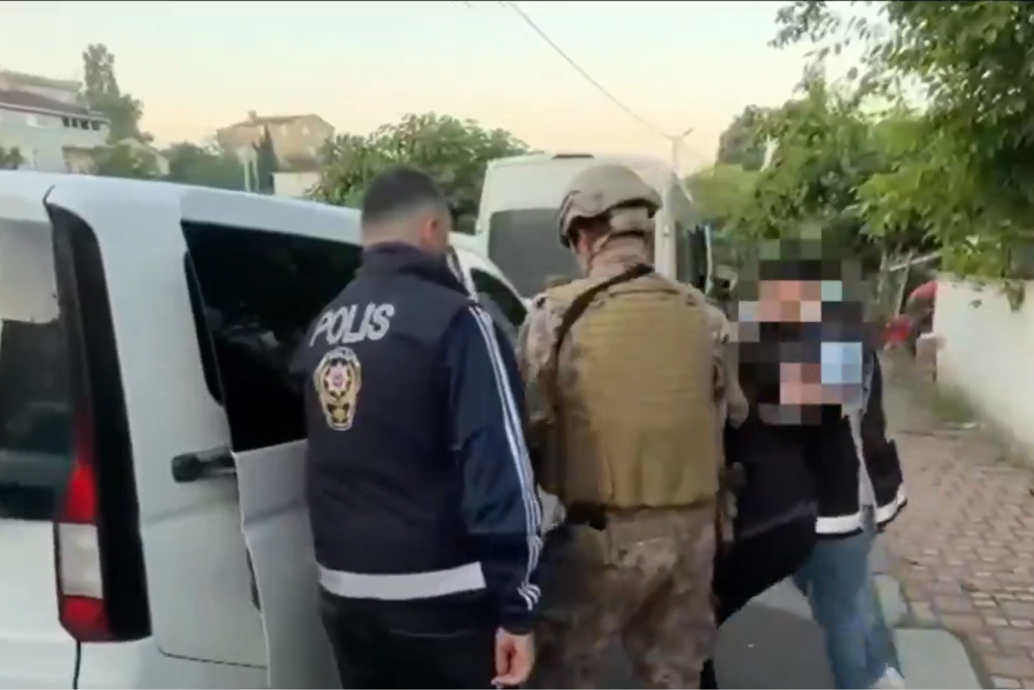 İstanbul'da organize suç örgütüne operasyon: 18 şüpheli yakalandı 
