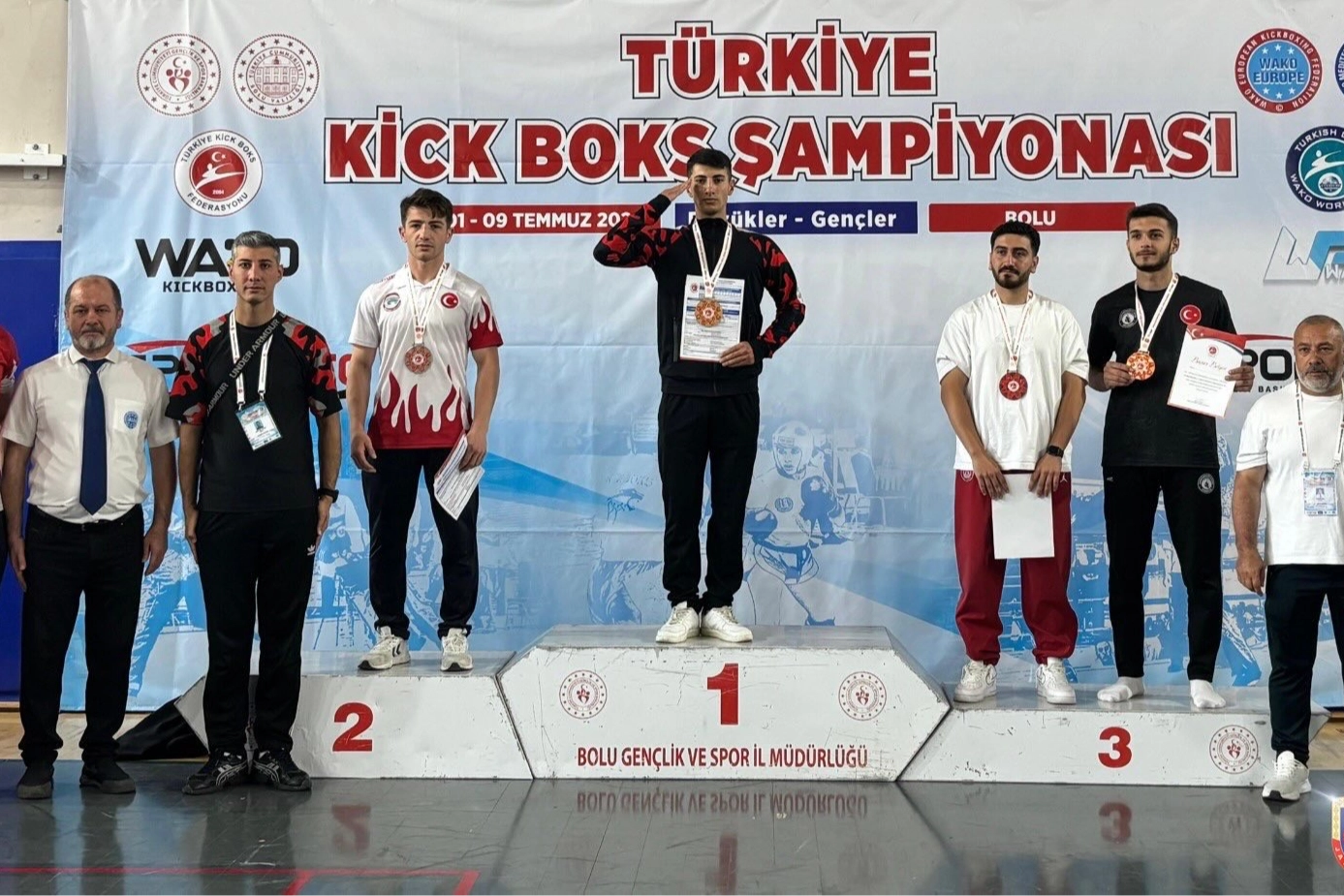 Jandarma Gücü Kickboks takımından büyük başarı 