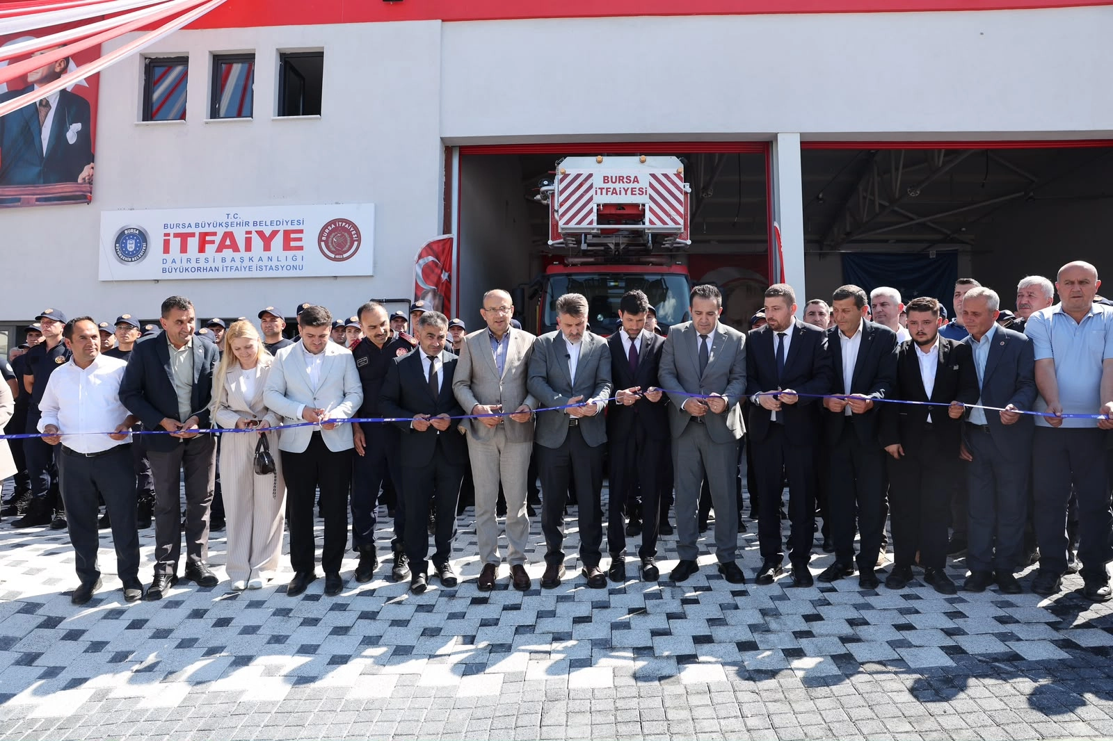 Büyükorhan tam donanımlı itfaiye binasına kavuştu 