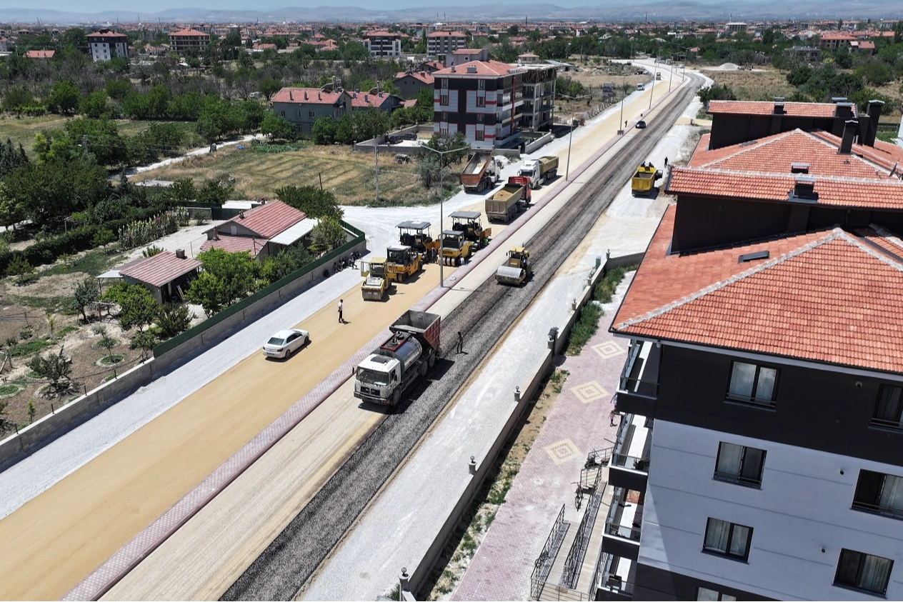 Karatay'da ulaşım ağı büyüyor 