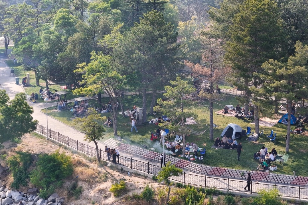 Sarımsaklı Barajı Mesire Alanı'na Kayserililerden tam not 
