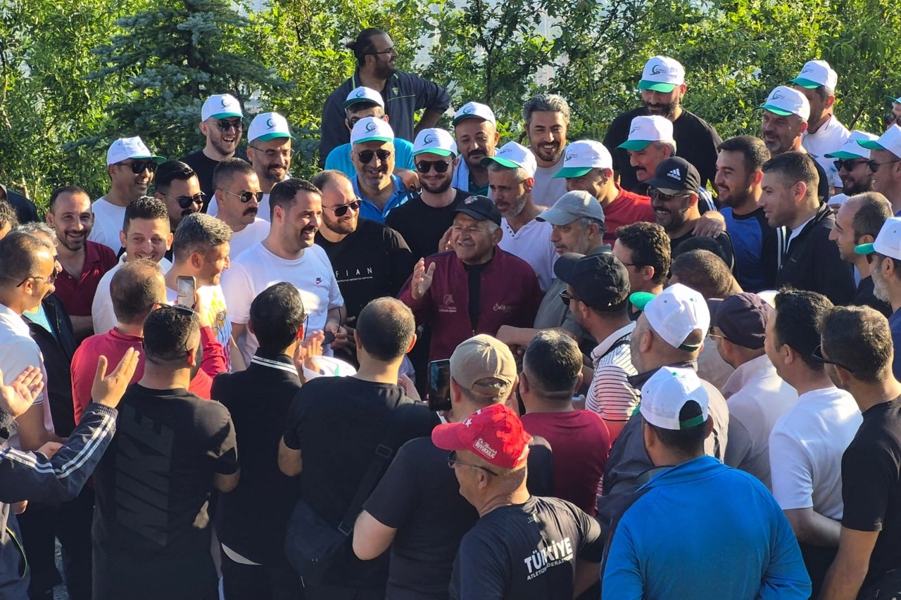 Memduh Büyükkılıç Kayseri Ulaşım'la bir araya geldi 