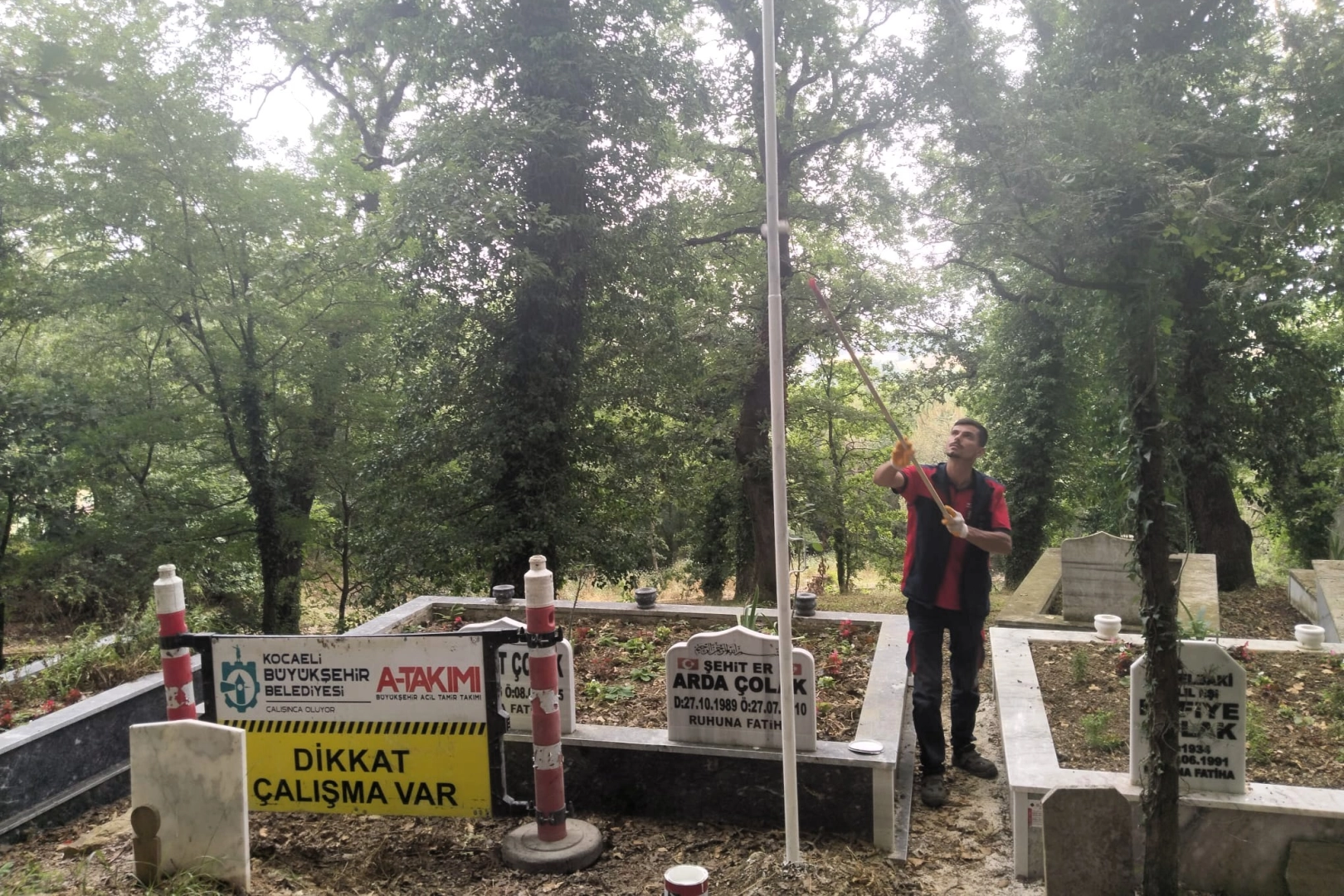 Kocaeli'de Hakkaniye Şehitliği’ne Büyükşehir'den anlamlı dokunuş 