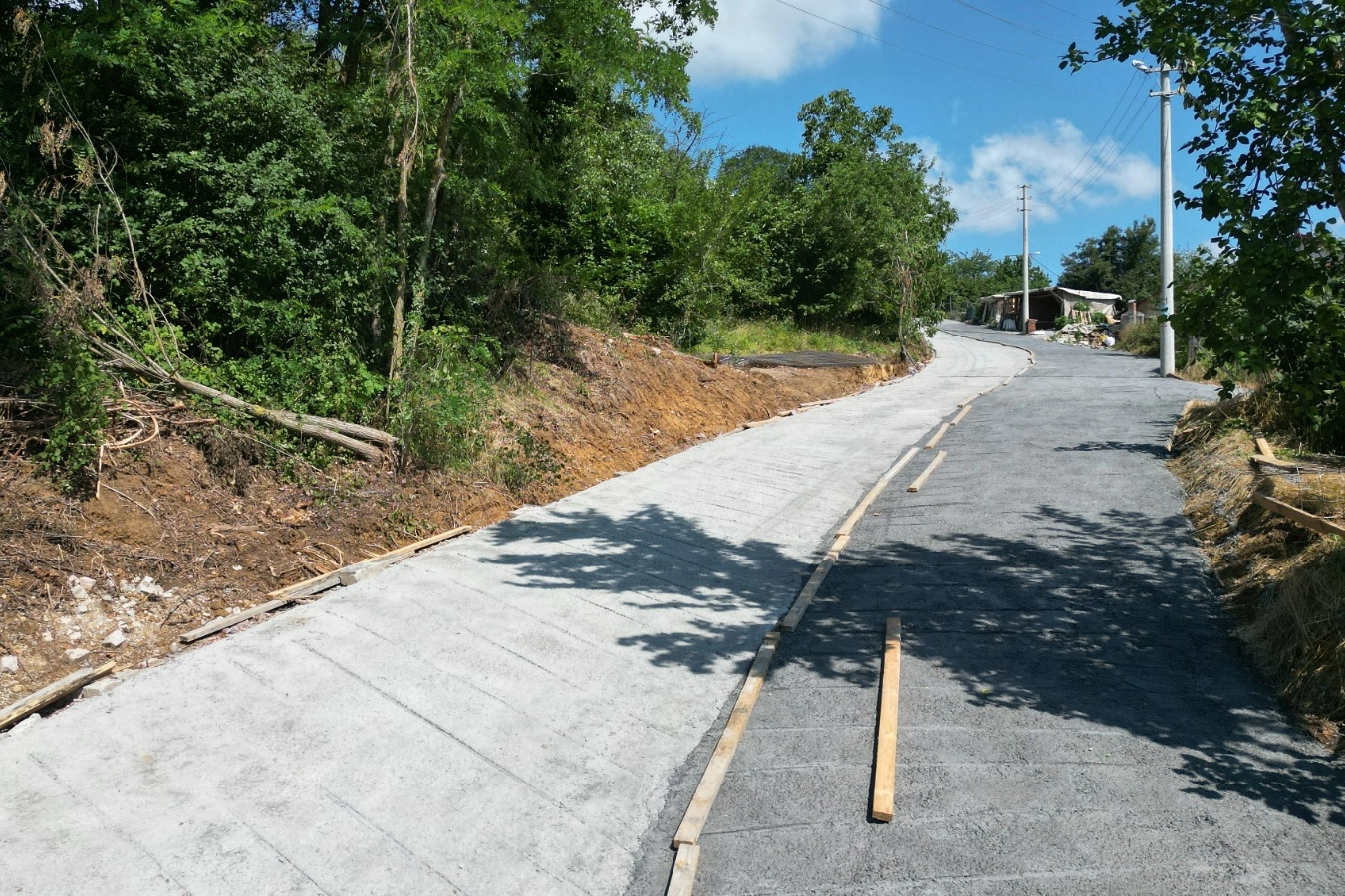 İzmit'ten Akmeşe’ye dayanıklı beton yol 