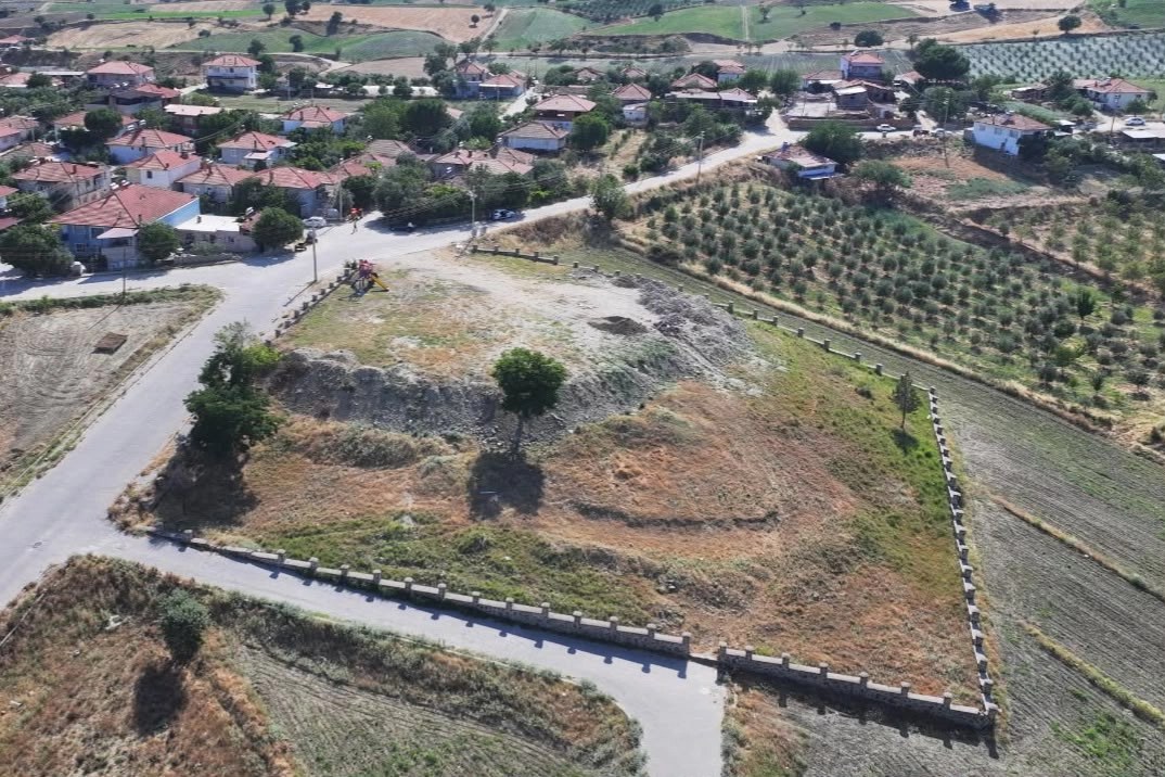 Manisa Büyükşehir’den Selendi’ye yeni sosyal alanı 