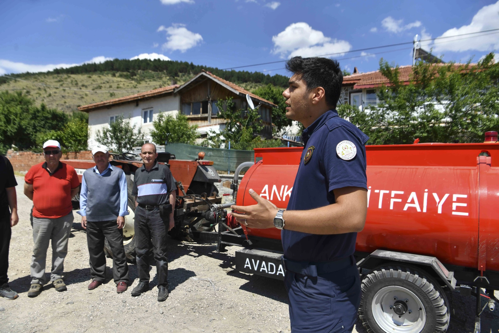 Ankara'da kırsala 80 yeni yangın tankeri 