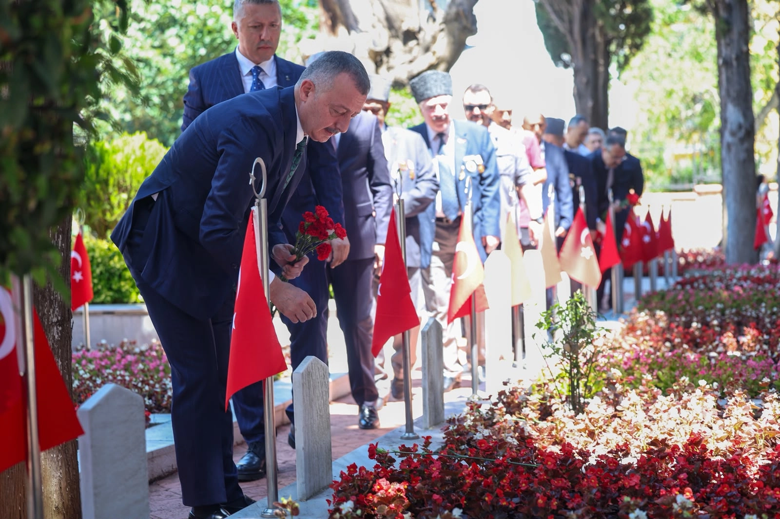 Kocaeli'de dualar kahramanlar için yükseldi 