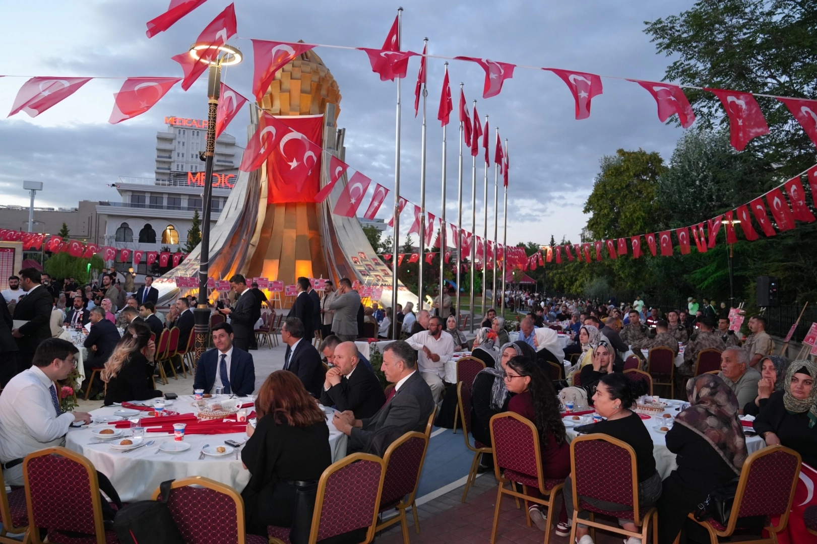 Ankara Keçiören'de 15 Temmuz Şehitleri dualarla anıldı 