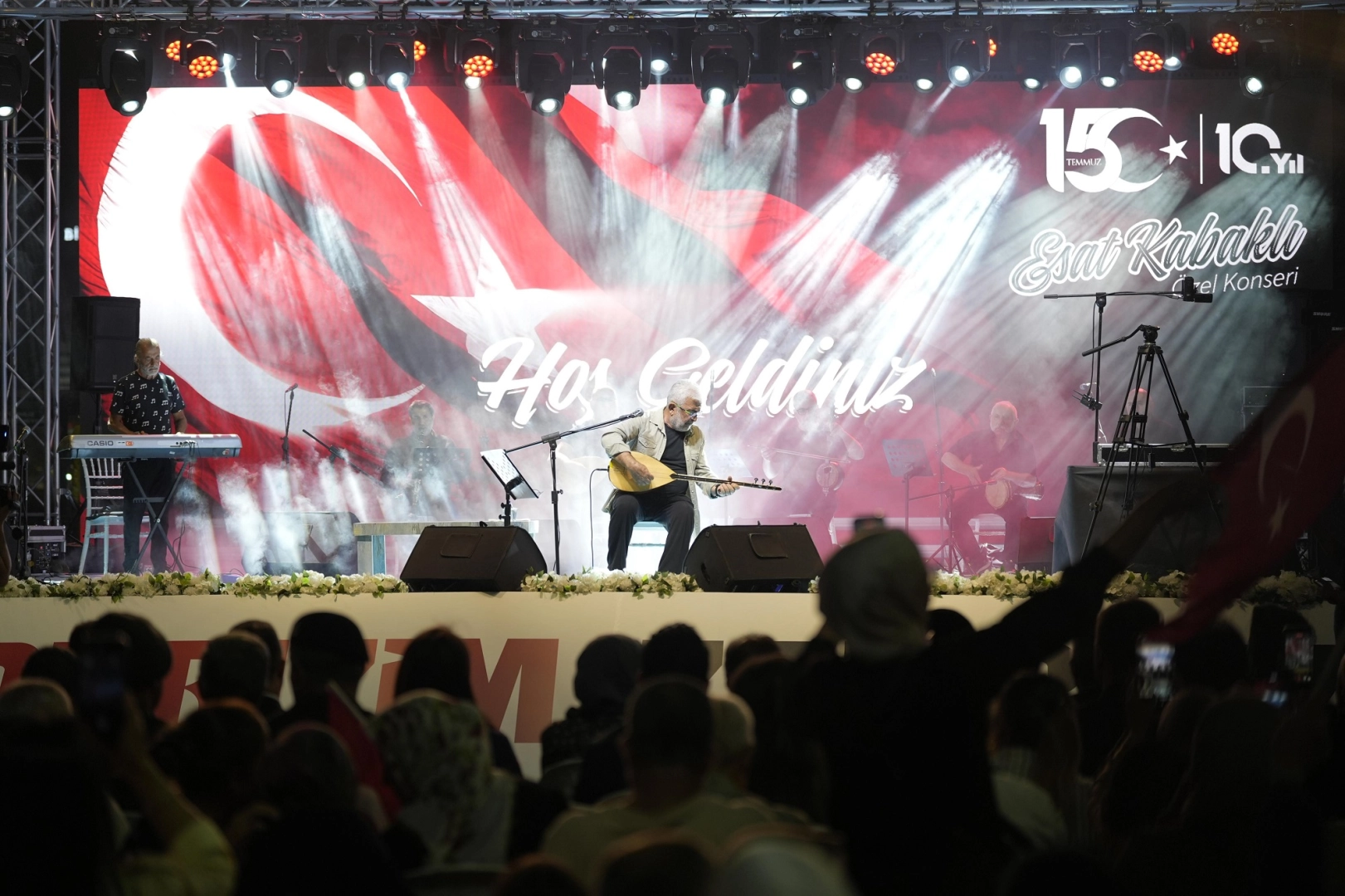 10 yıl önceki heyecanla Gaziantep meydanlara indi 