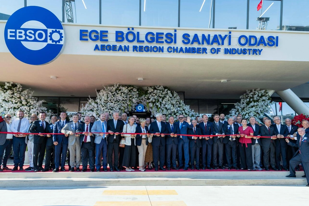 İzmir'de EBSO’nun yeni hizmet binası açıldı 