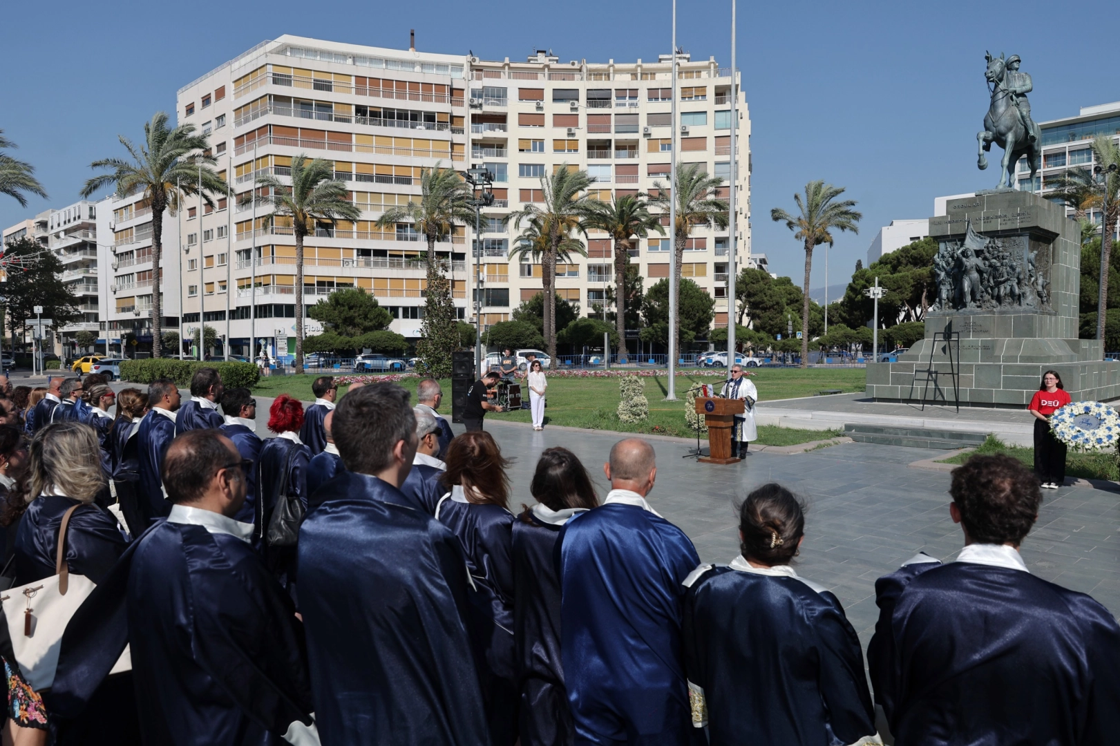 Dokuz Eylül Üniversitesi 44. yılını kutladı 