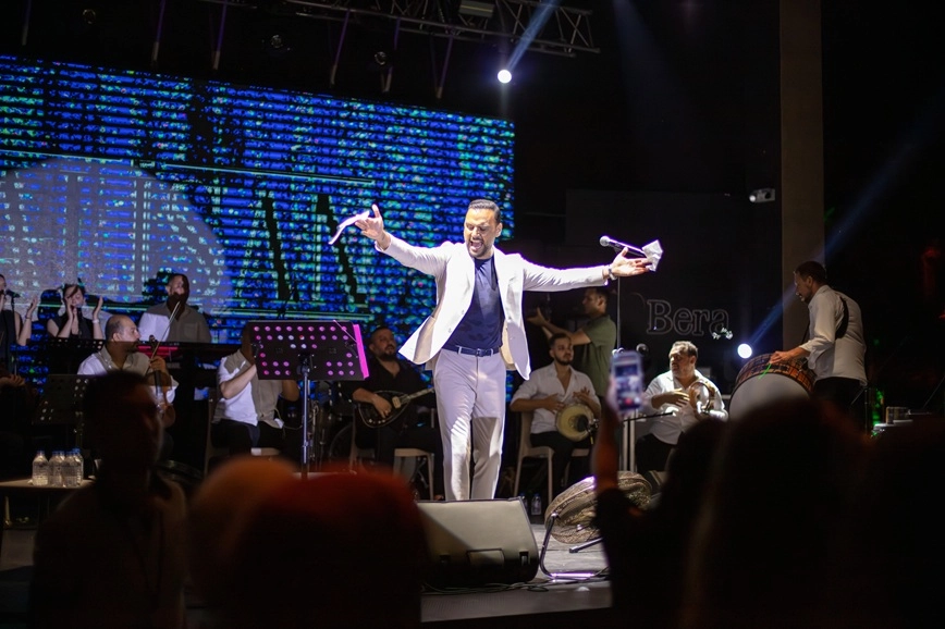 Alişan'dan mutlu evliliğin formülü: Eşine itaat edeceksin 