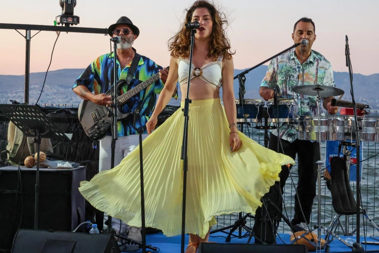 İzmir Marina’da ritim, deniz ve müzik bir arada 