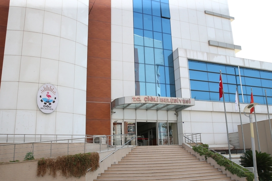 Çiğli'de Fakir Baykurt Roman Ödülü'nde bu yıl ödül verilmedi 