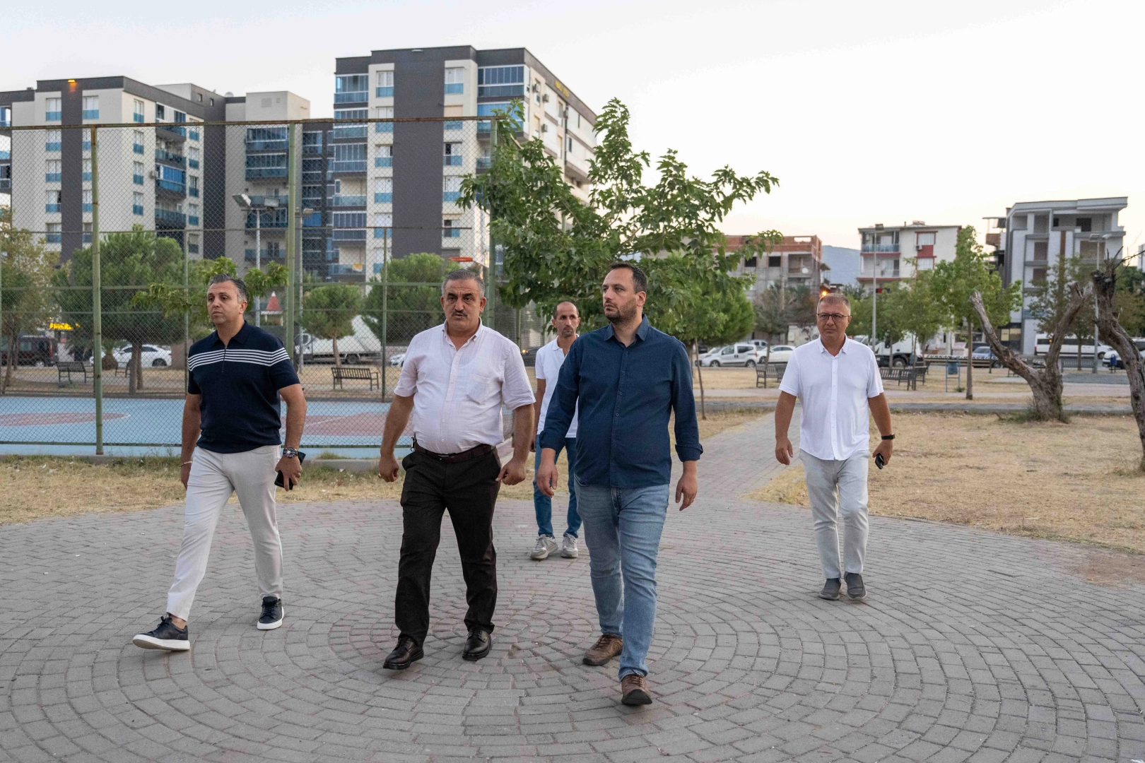 İzmir Bornova’da Doğanlar için hizmet seferberliği 
