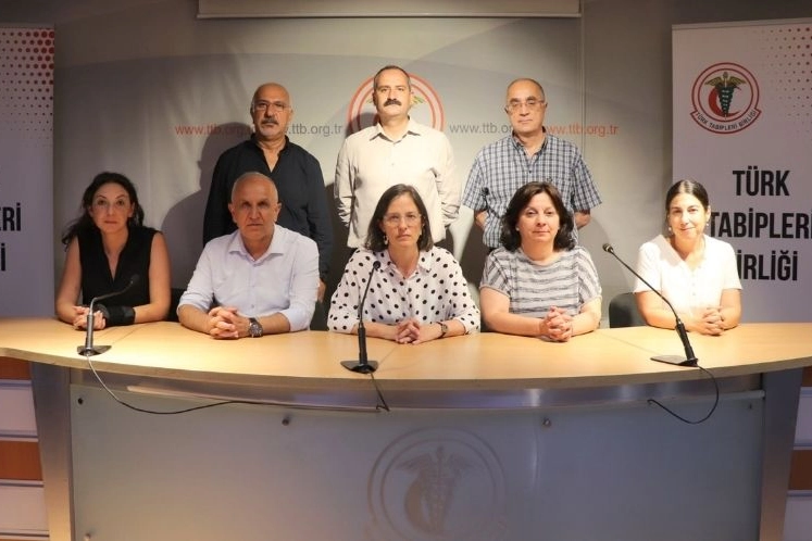 TTB ve Eğitim Sen'den torba kanun tepkisi... 26. madde akademik özgürlüğe tehdit 