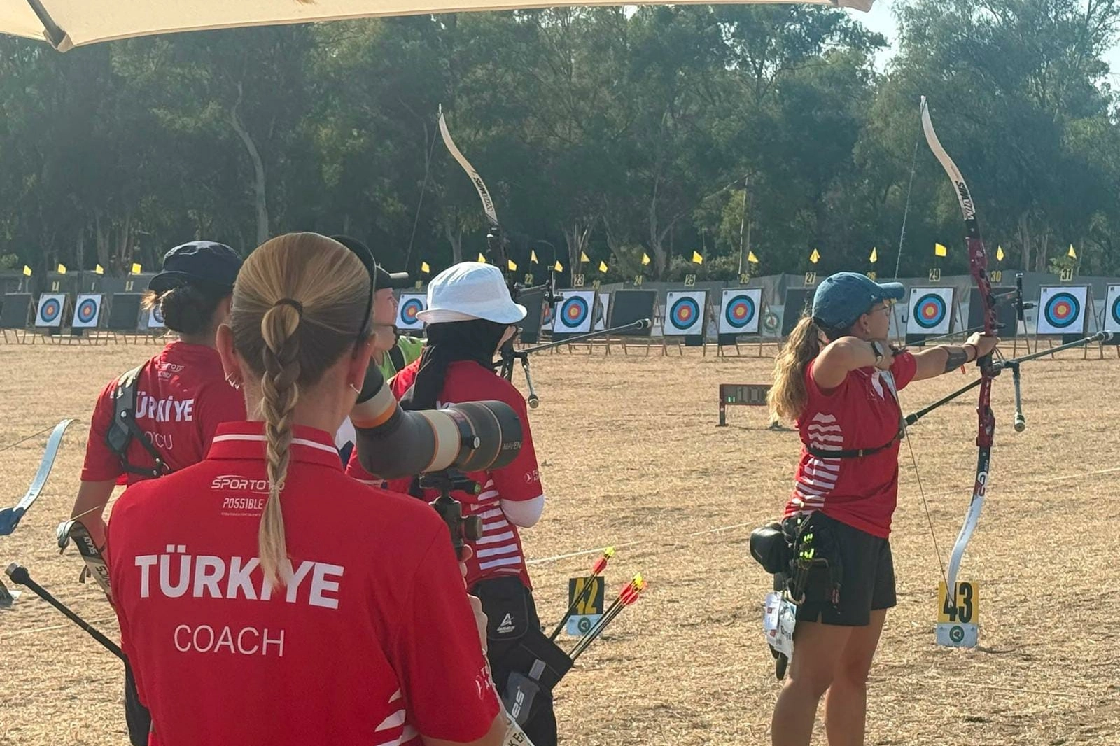 İzmir’in Dünya’sı Avrupa’yı salladı 