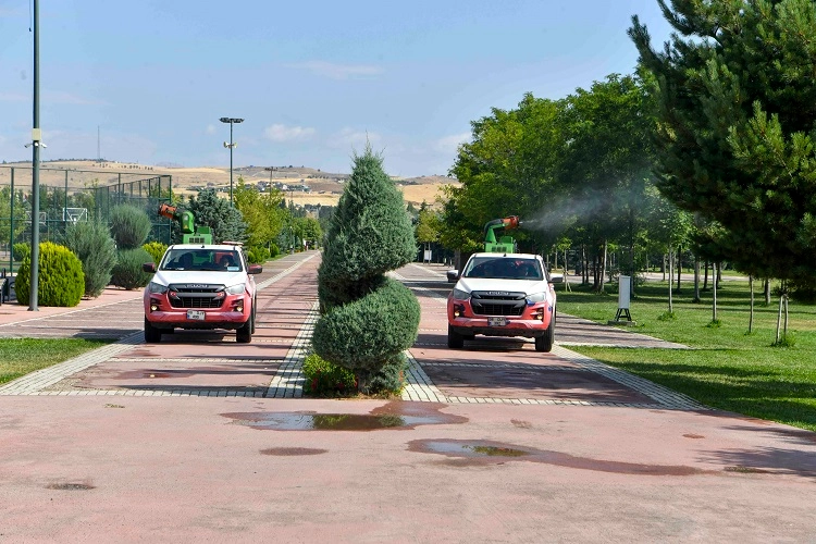 Ankara Büyükşehir'de ilaçlama seferberliği 