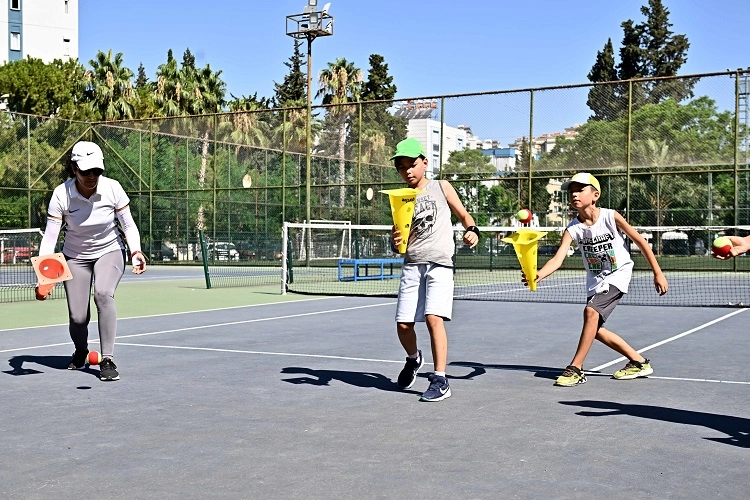 Geleceğin raketleri Antalya Muratpaşa’da yetişiyor 