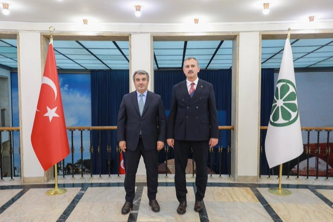 Ağrı Valisi'nden Ankara çıkarması 
