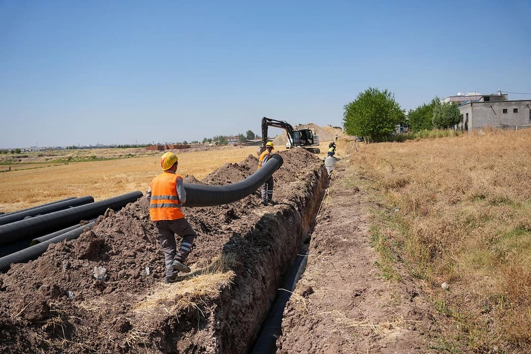 Diyarbakır Bağıvar’a 3 kilometrelik yeni kanalizasyon hattı 