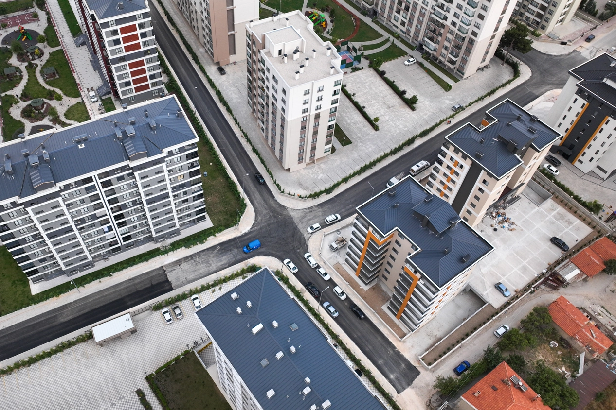 Konya Selçuklu'da yollar yenileniyor 