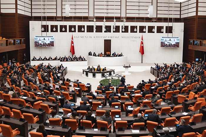 Şehit aileleri ve gazilere müjde! Teklif yasalaştı 