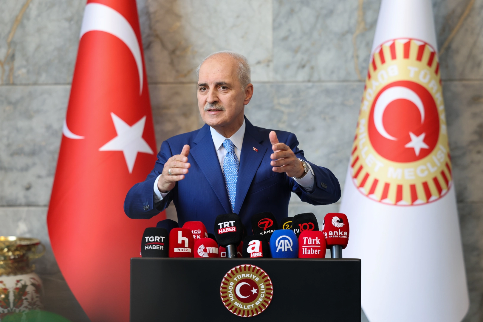 Kurtulmuş: Millî iradeyi her şeyin üstünde tutacağız 