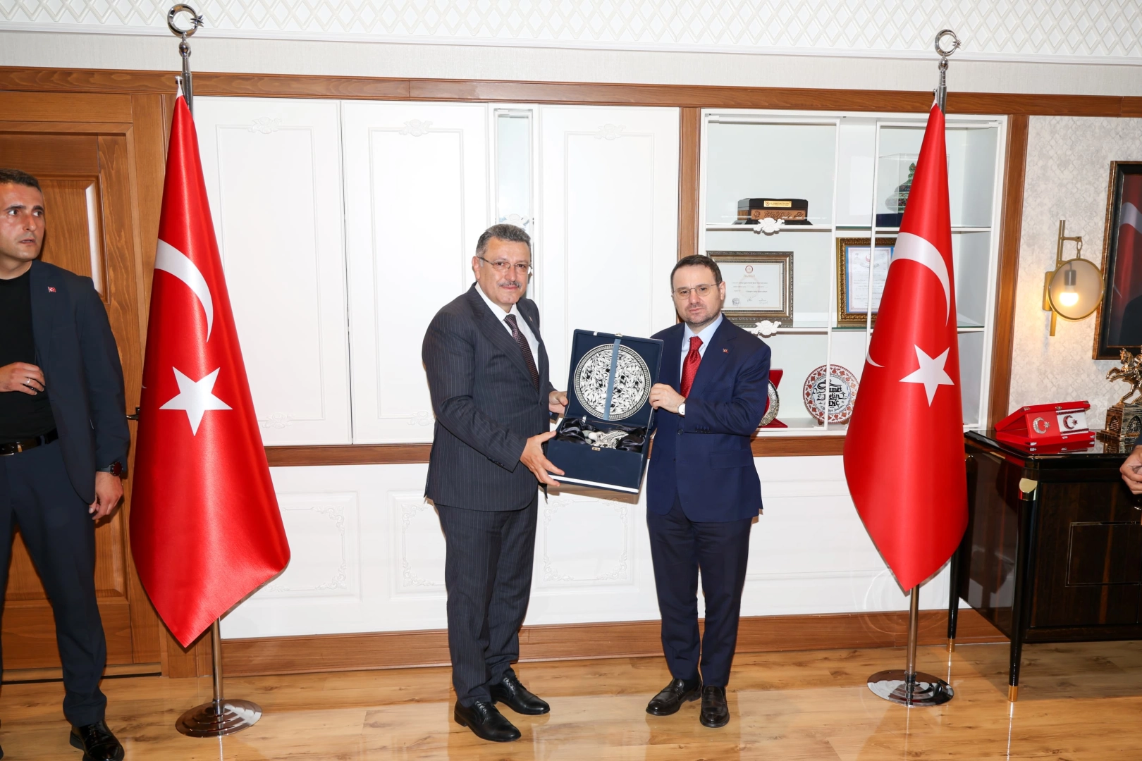Adalet Bakanı Gürlek’ten Trabzon Büyükşehir’e ziyaret 