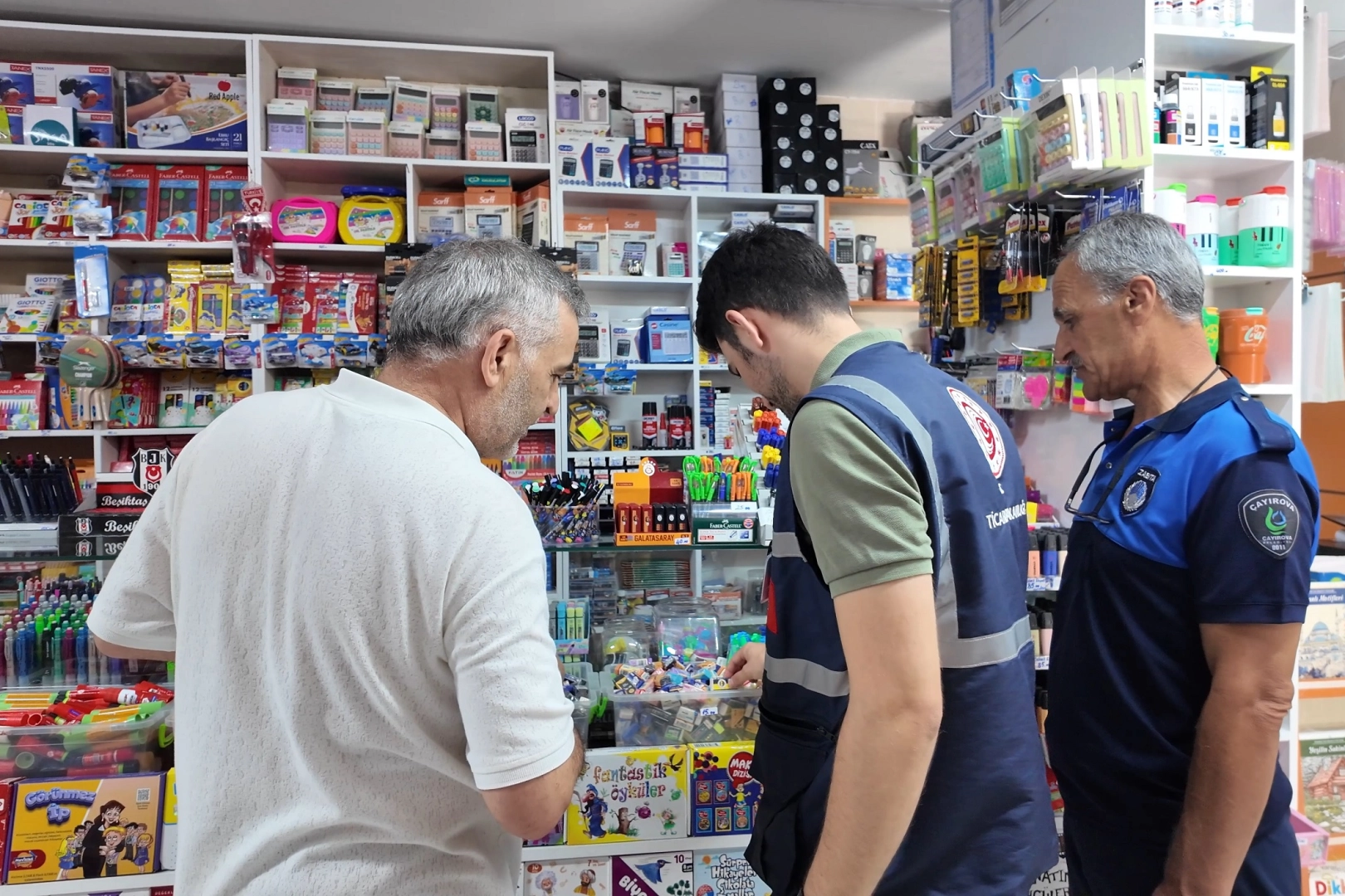 Çayırova Zabıtası’ndan çok yönlü denetim 