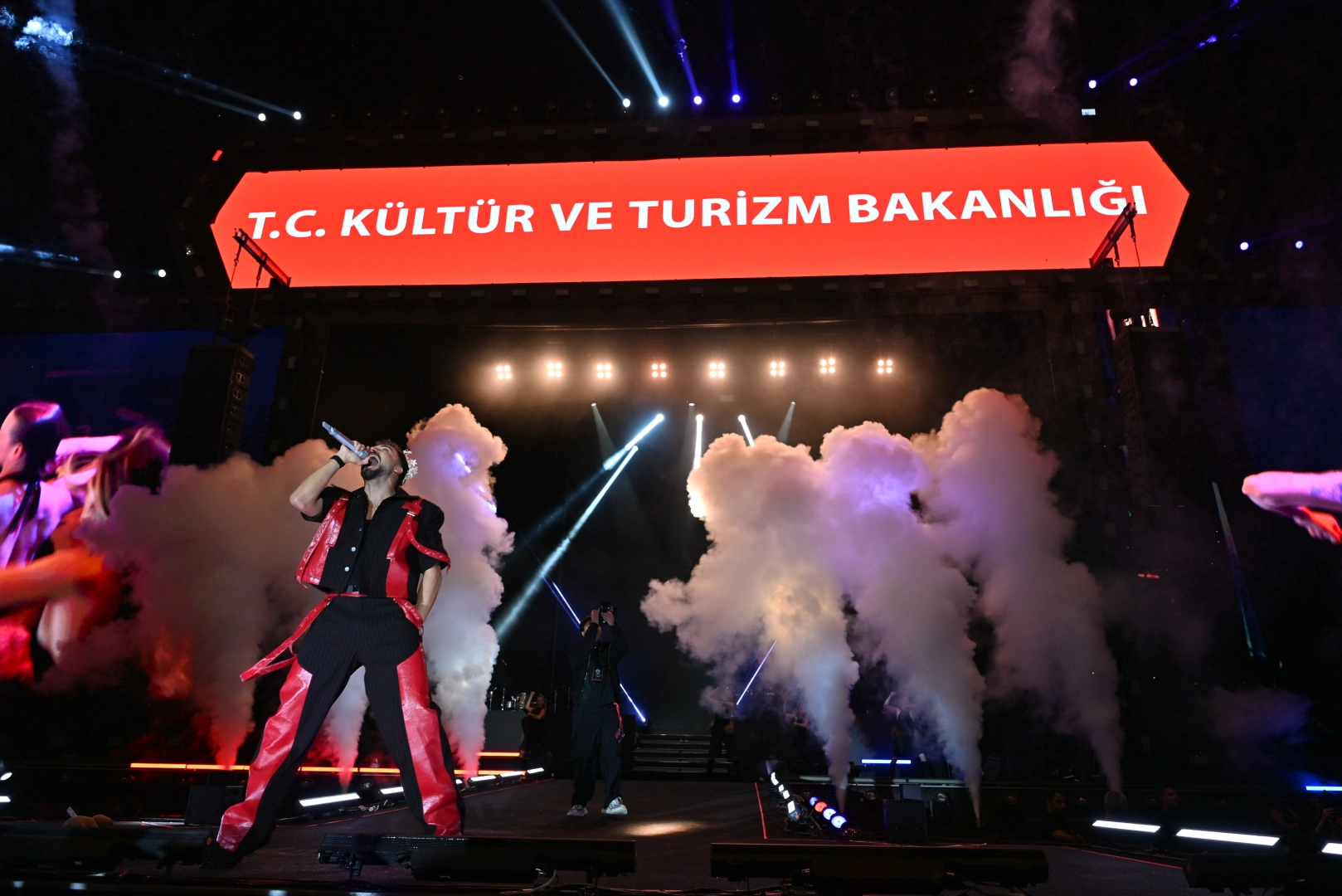 Sefo'nun şarkıları Erzurum'da yankılandı 