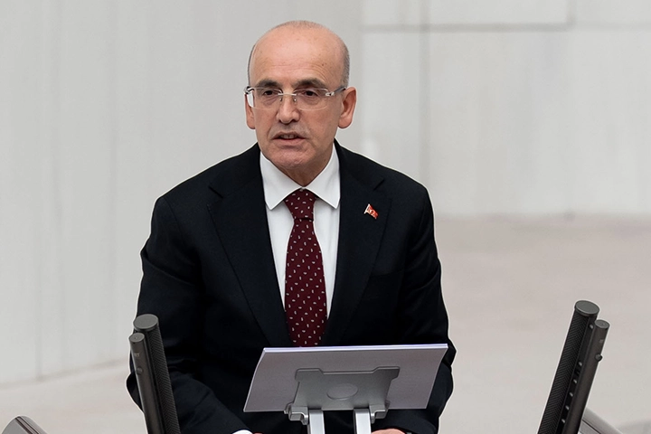 Bakan Şimşek: Mali disiplinden taviz yok 