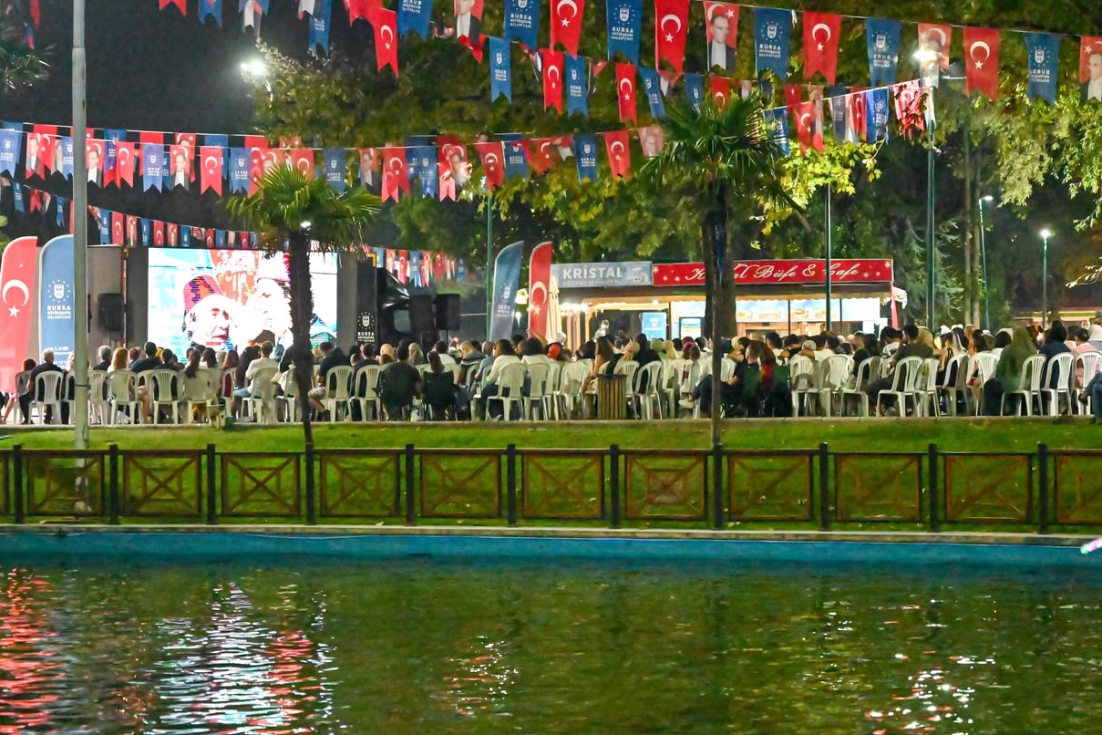 Bursa Büyükşehir'den Kültürpark'ta Yeşilçam esintisi 