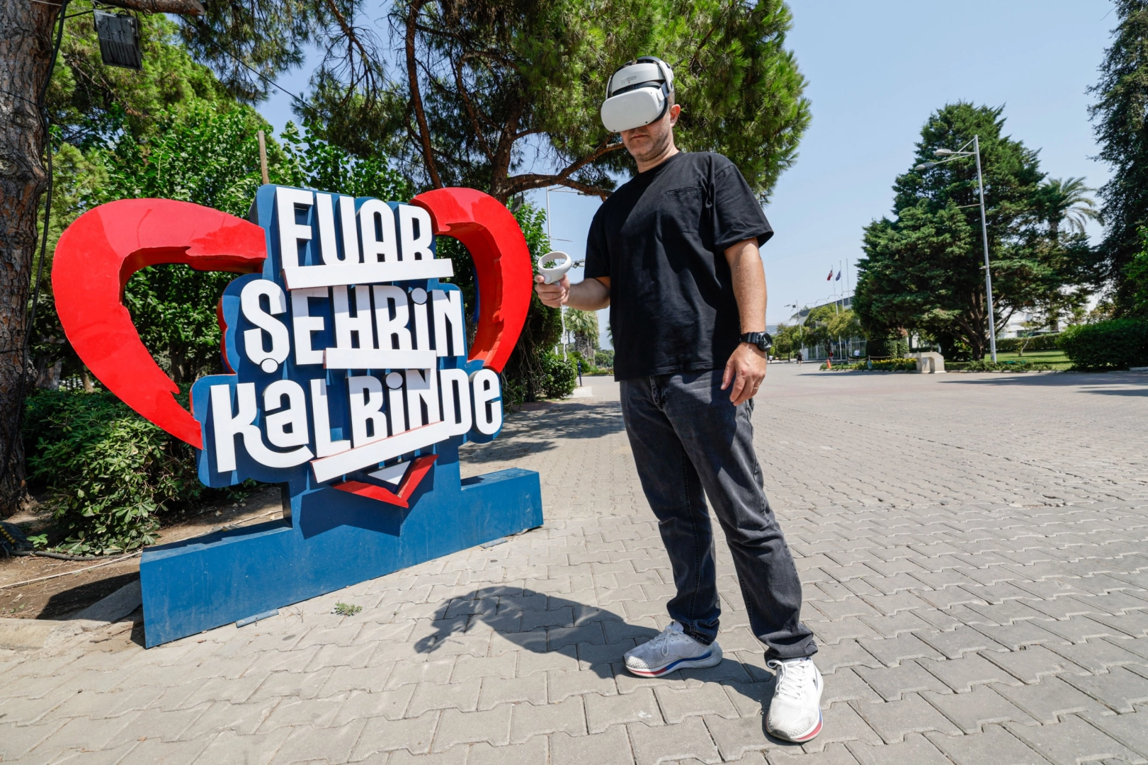İzmir Kültürpark’a bir de sanal gözlükle bakın 
