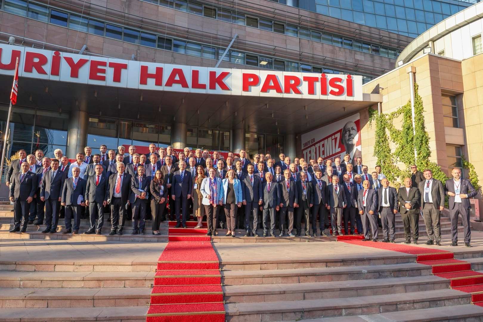 CHP’nin 81 il başkanından ortak mesaj: CHP buradadır 