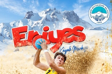 Kayseri Erciyes'te 2 bin metrede hentbol heyecanı 