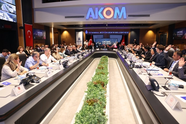 İstanbul'da okulların ilk günü toplu ulaşım ücretsiz 