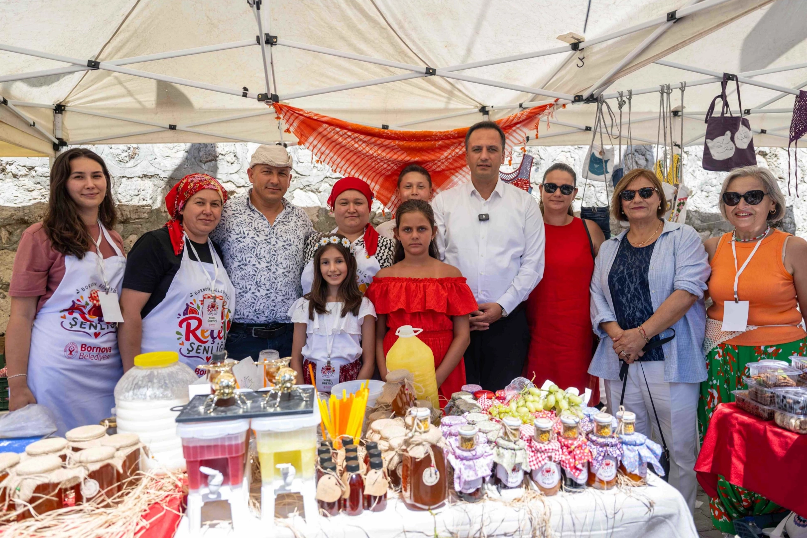 Bornova'da reçel şenliği... Reçel kapitalizmi yenecek! 