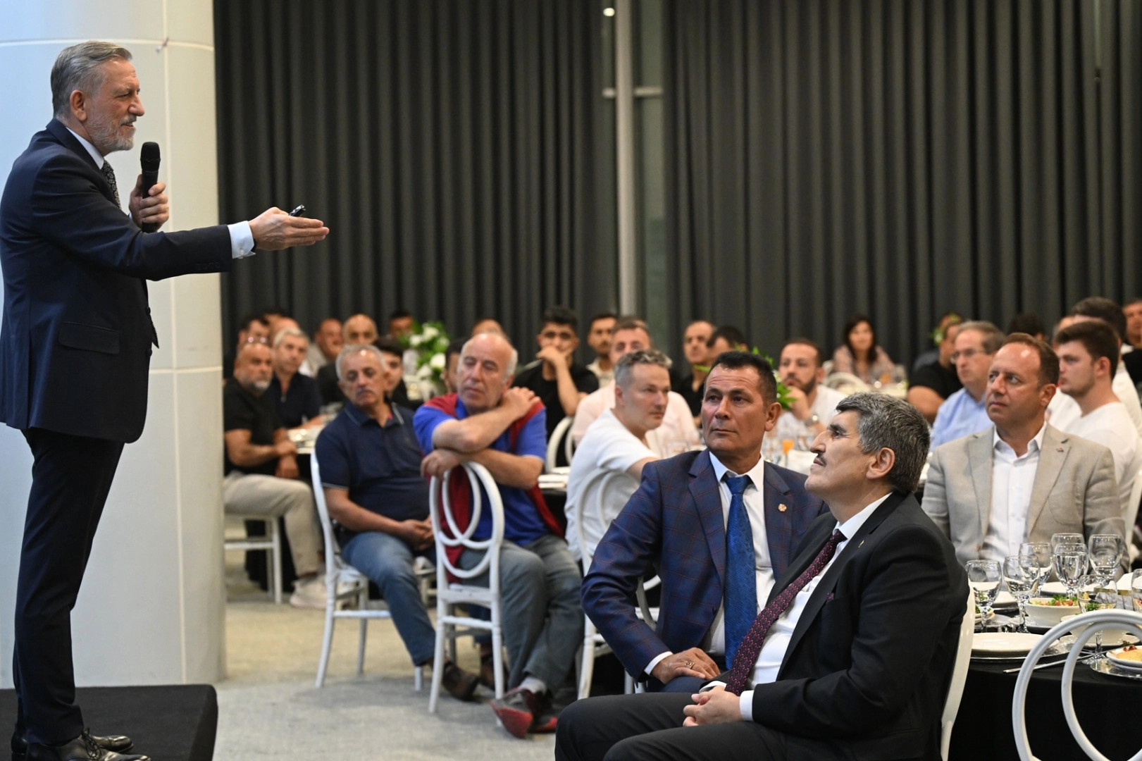 BTSO Başkanı Burkay mobilya sektör temsilcileriyle buluştu 