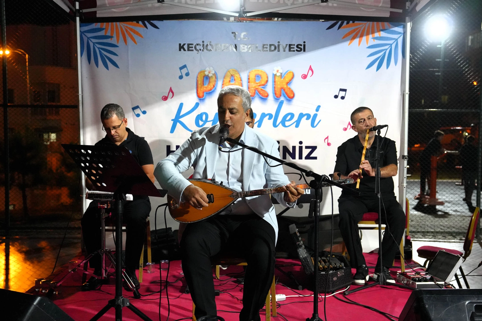 Keçiören’in mahallelerinde park konserleri şöleni yaşanıyor 