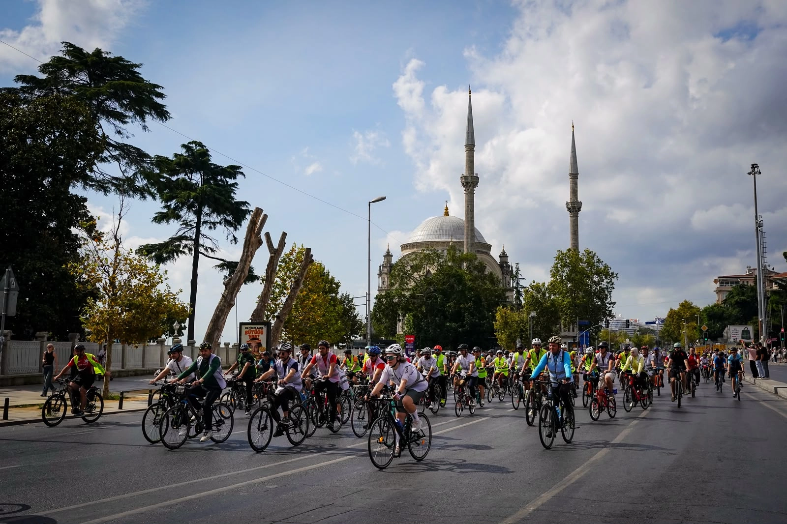 İstanbul’da Yeşilay ve L’Étape Türkiye’den halk sürüşü 