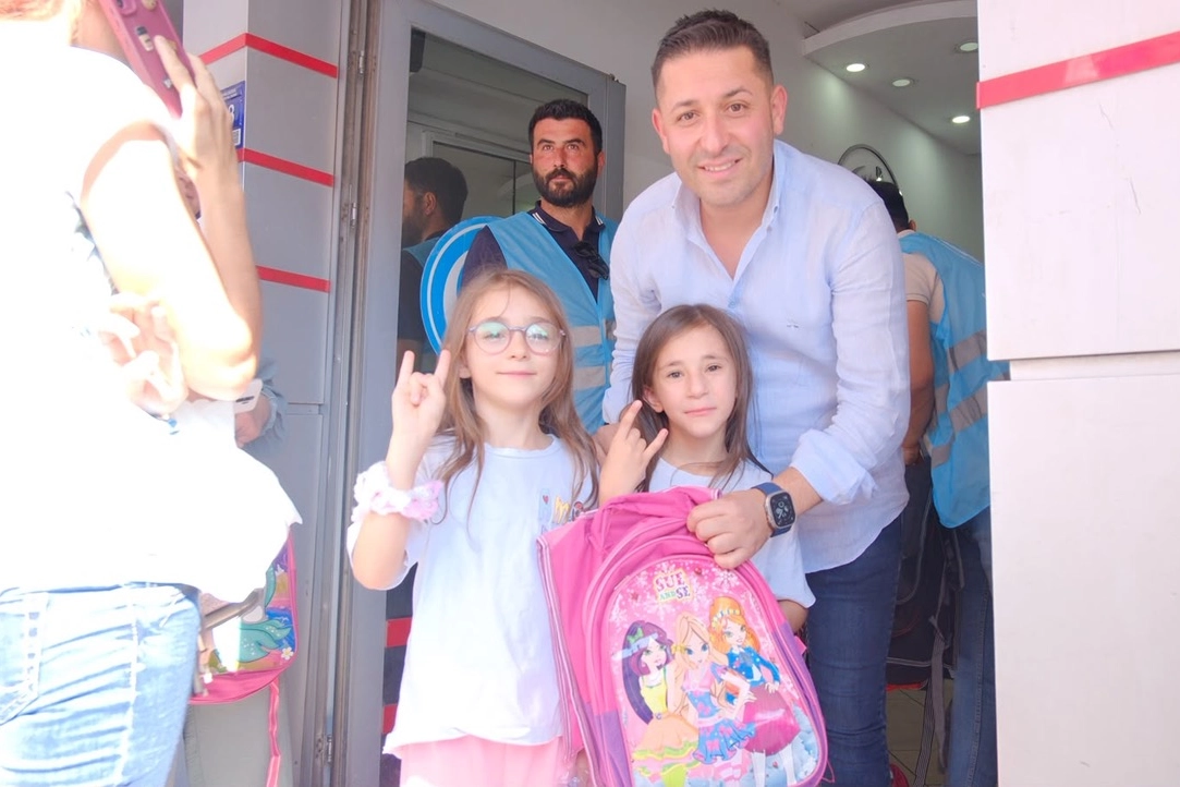 Ülkü Ocakları Kayseri İl Başkanlığı'ndan 5 bin öğrenciye kırtasiye desteği 