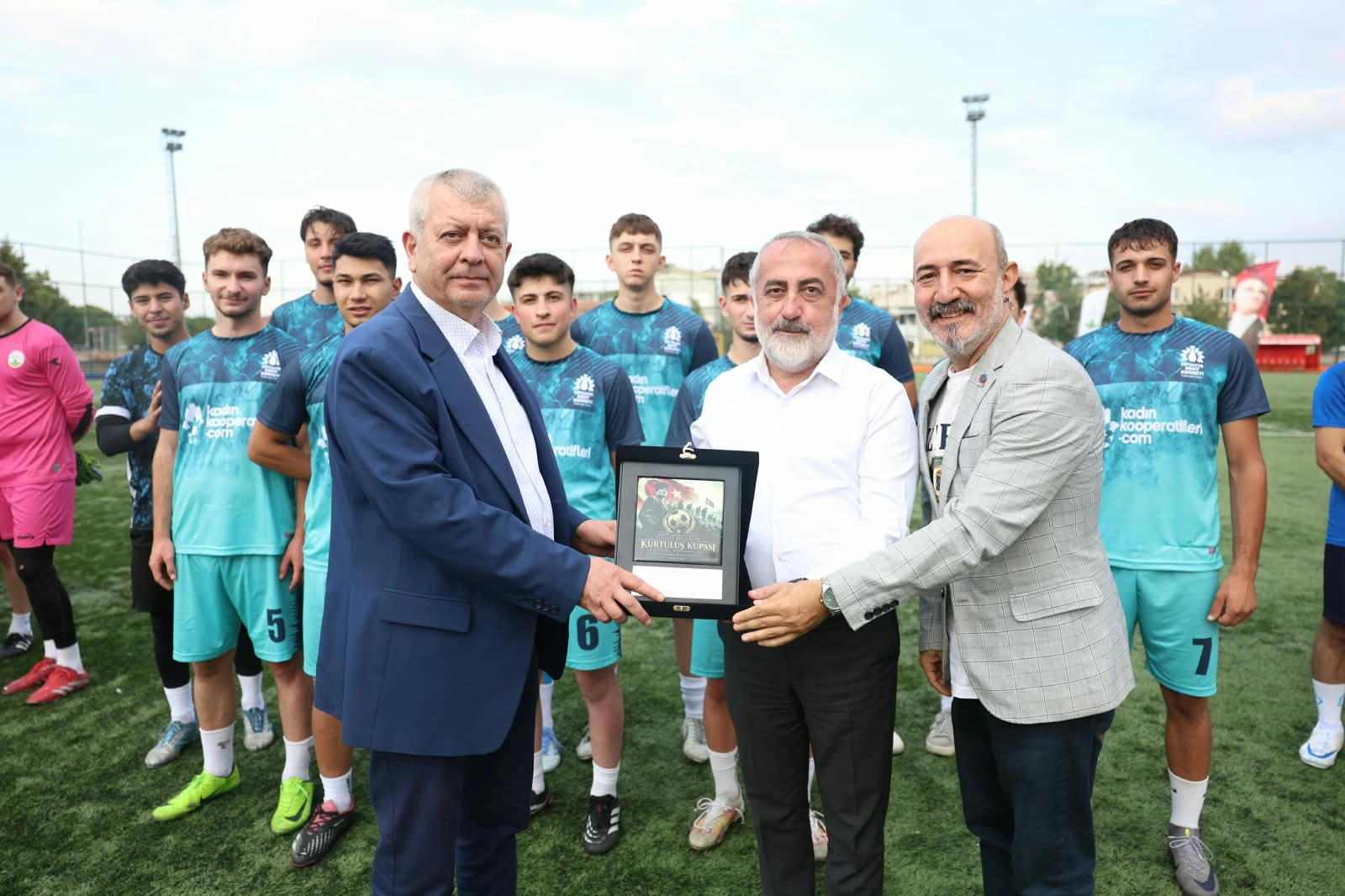 Osmangazi’de kurtuluşun 104. yılı sporla taçlandı 
