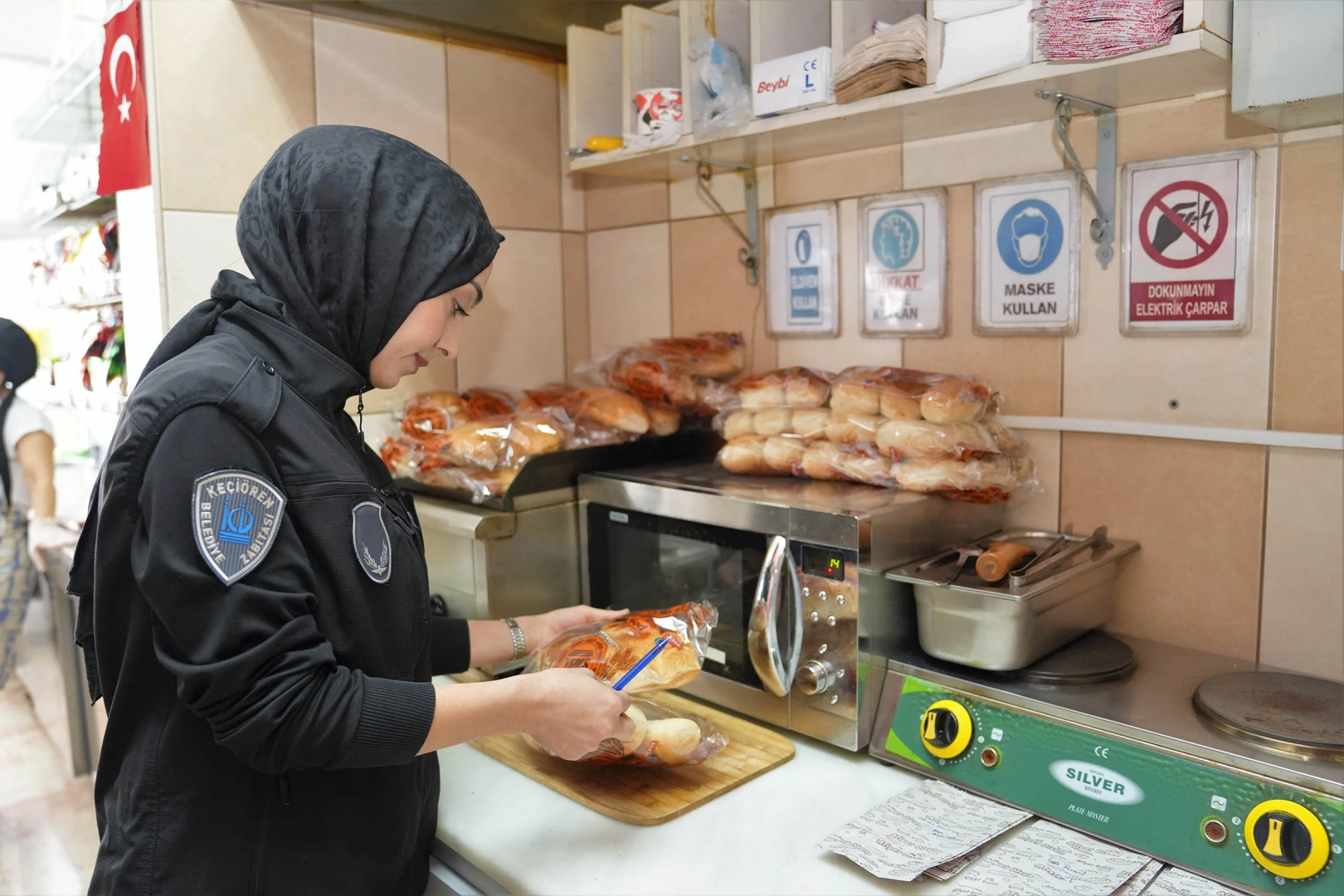Ankara Keçiören'deki okul kantinleri tek tek denetleniyor 