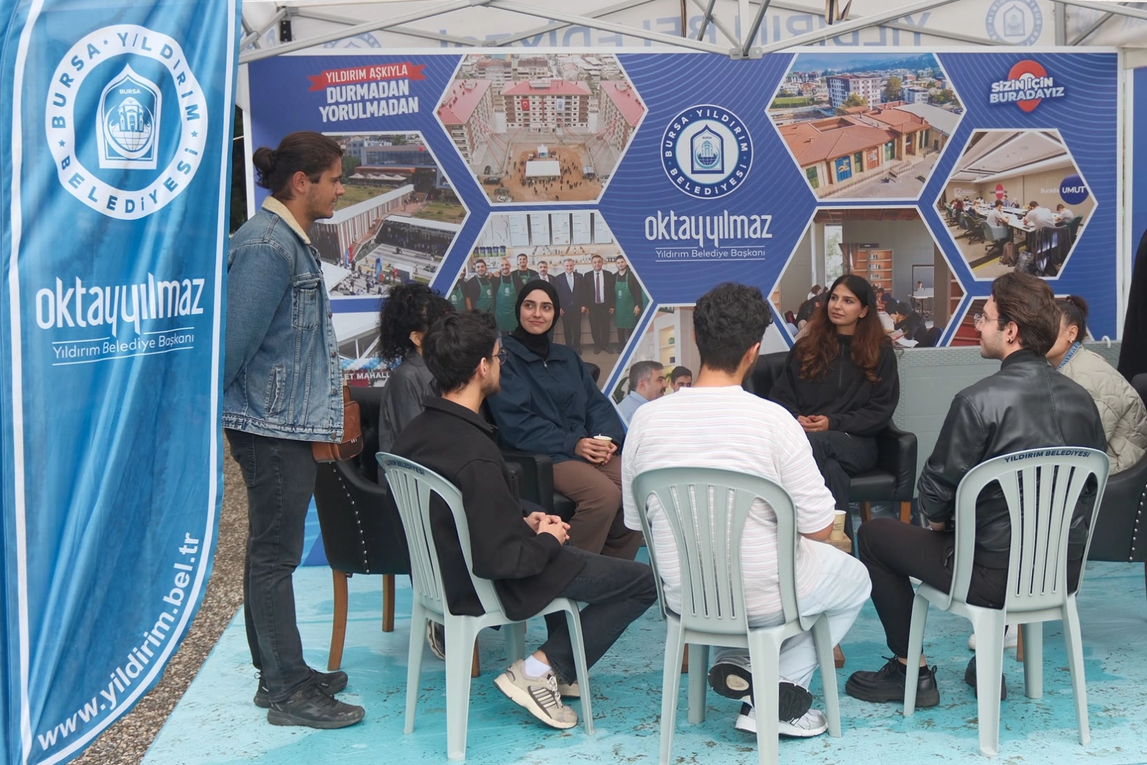 Bursa Yıldırım'da üniversite öğrencilerine sıcak karşılama 