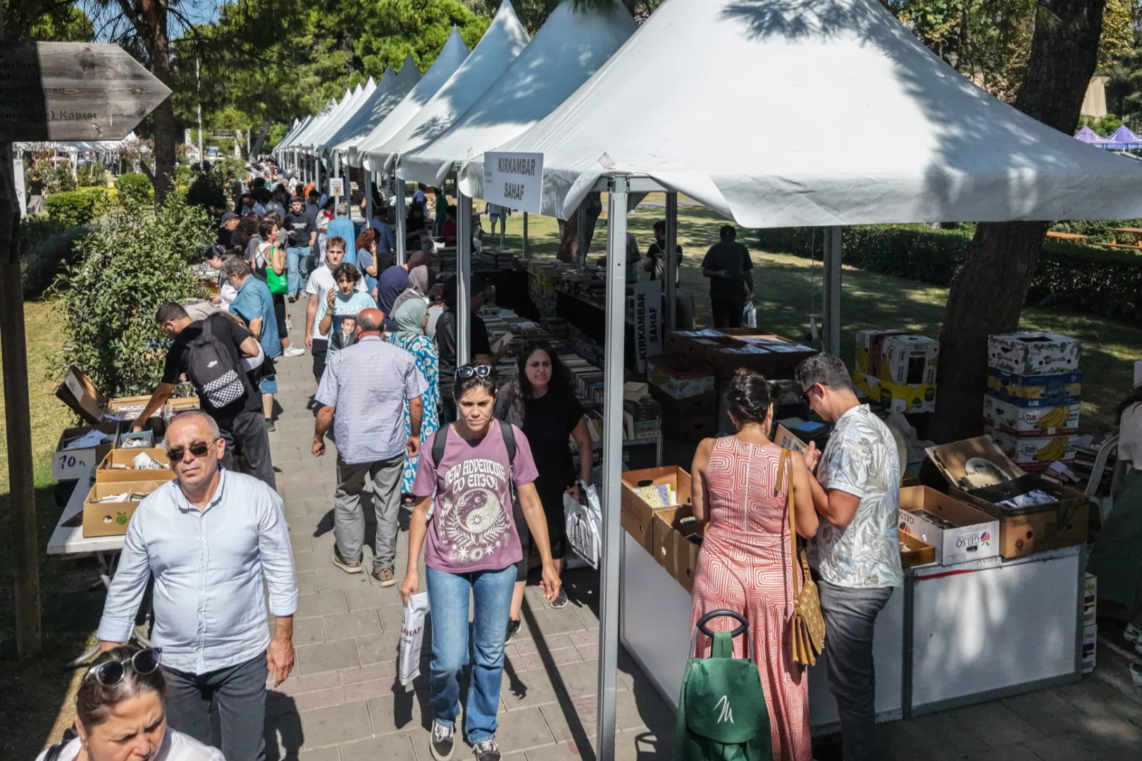 Kültürpark’ta edebiyat şöleni başladı 