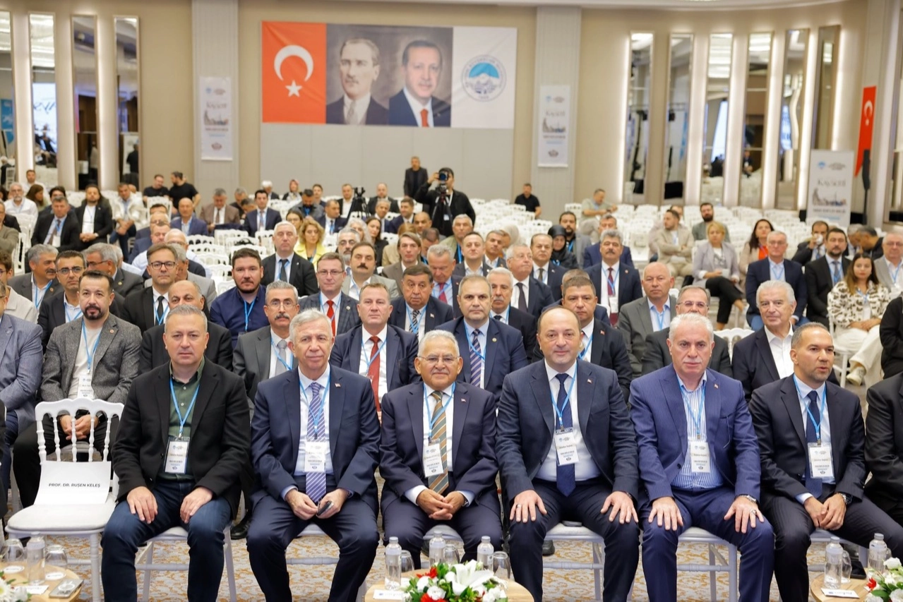 Tarihi Kentler Birliği toplantısı sona erdi 